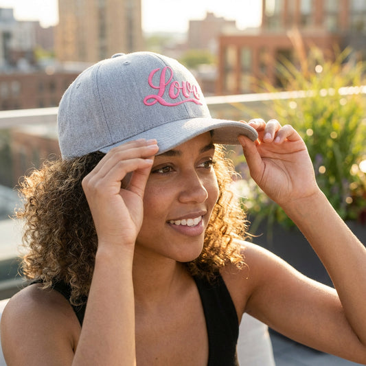 casquette ventura studio 7706 grise avec broderie 3D rose Love